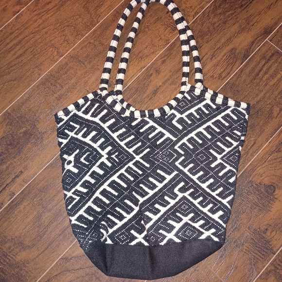 Purse - Picture 3 of 3